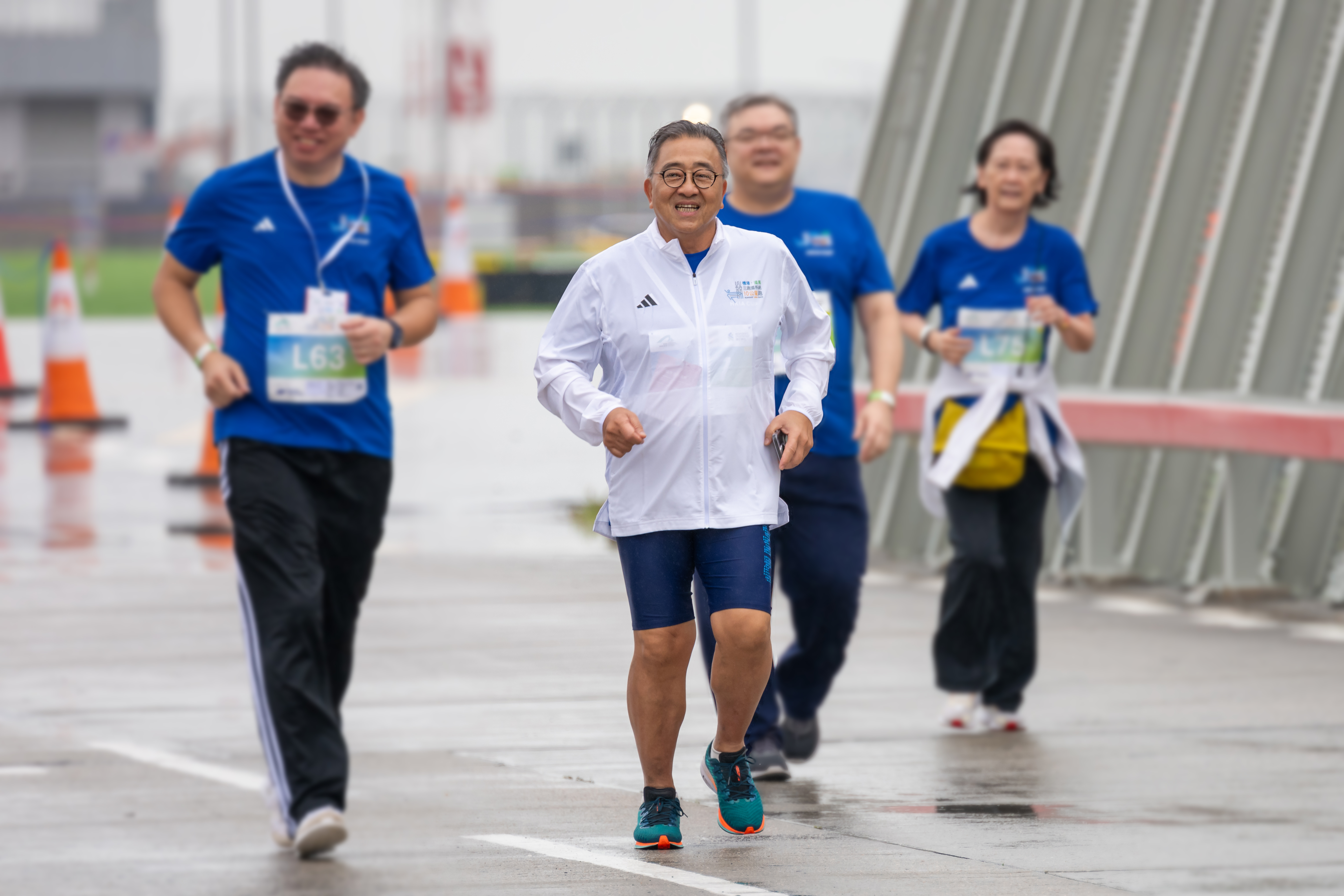 Plaza Premium Group sponsored and participated in the “Hong Kong International Airport‧Standard Chartered Hong Kong Marathon: Three-Runway System 10km International Race”